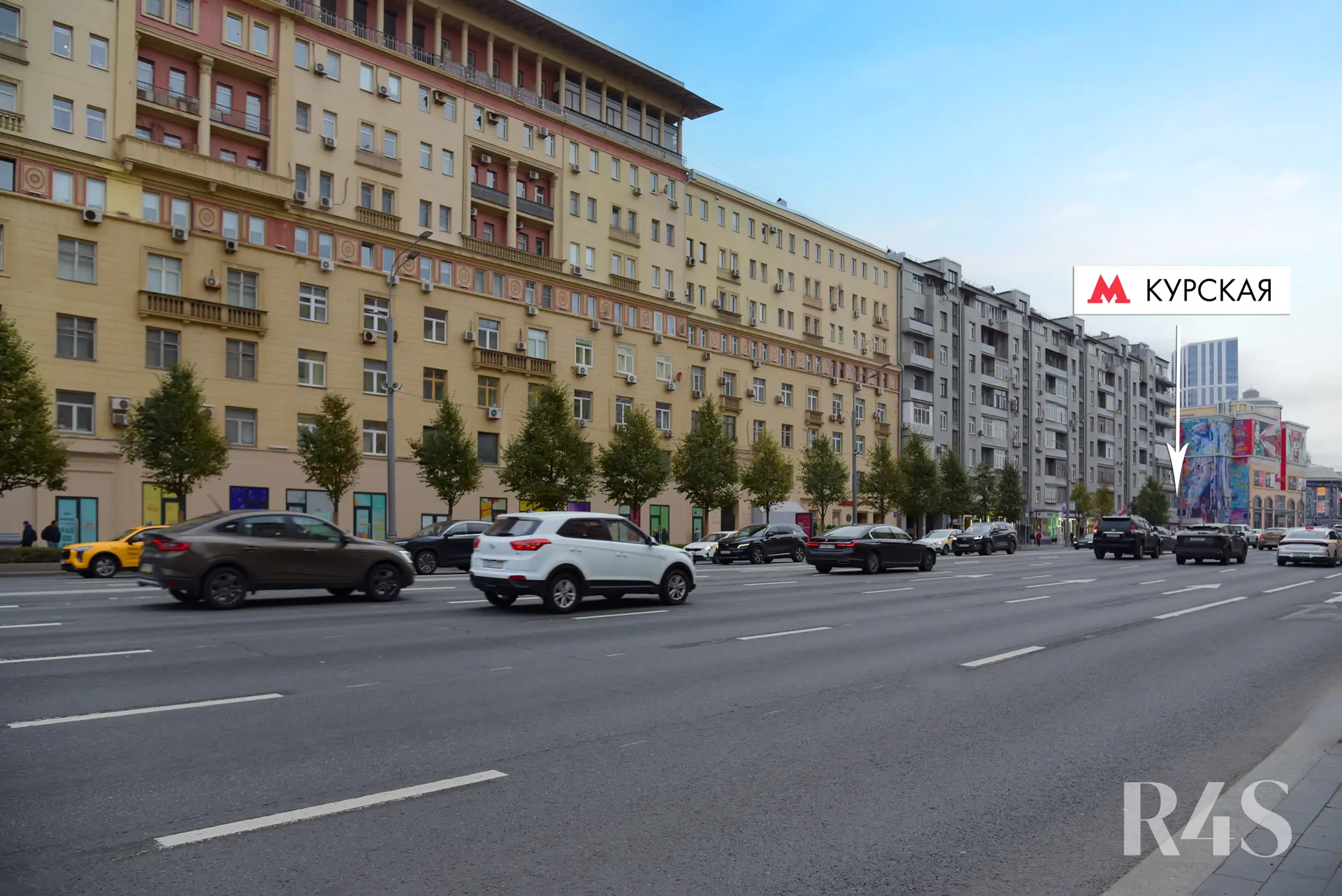 Продажа торгового помещения площадью 14.6 м2 в Москве: Земляной Вал, 25 R4S | Realty4Sale