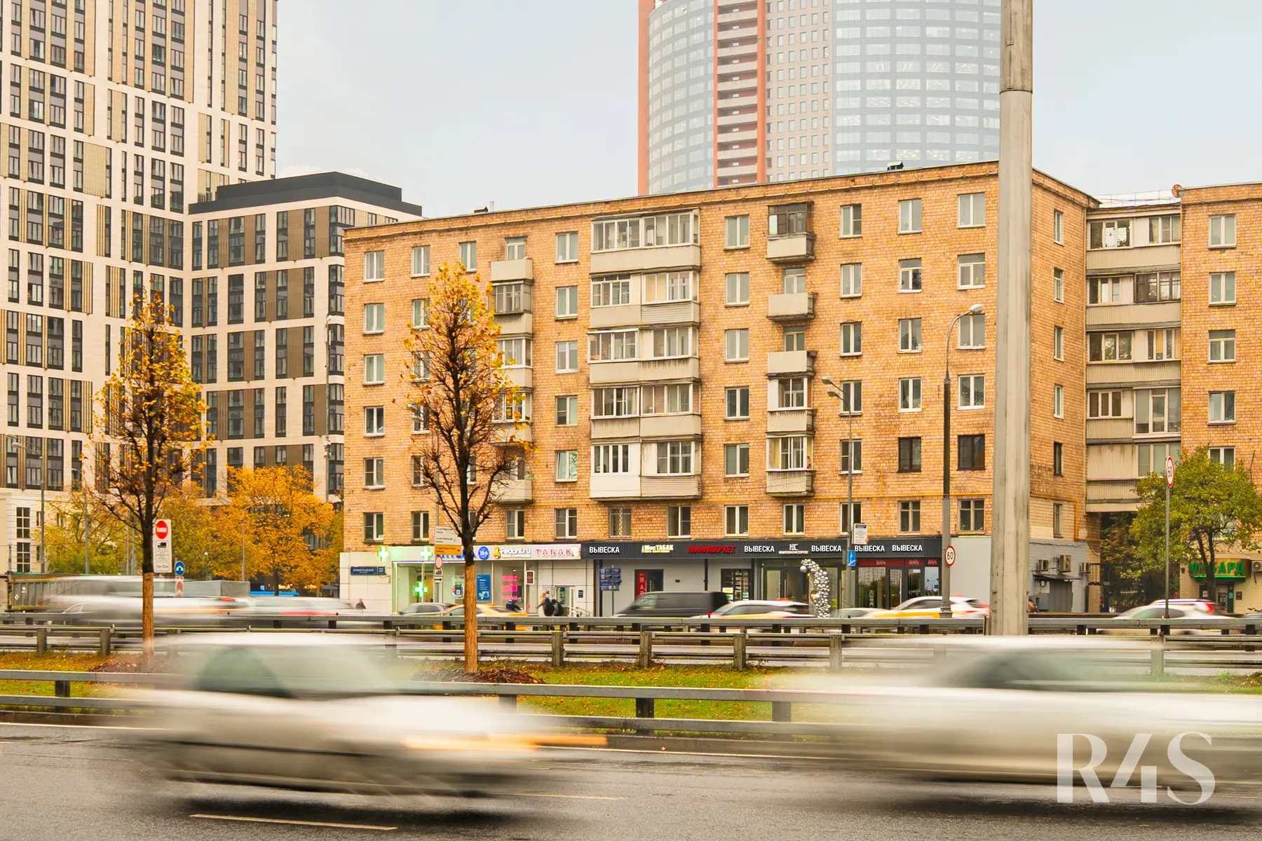 Продажа торговых помещений площадью 14.4 - 55.9 м2 в Москве: Ленинградский проспект, 33к3 R4S | Realty4Sale