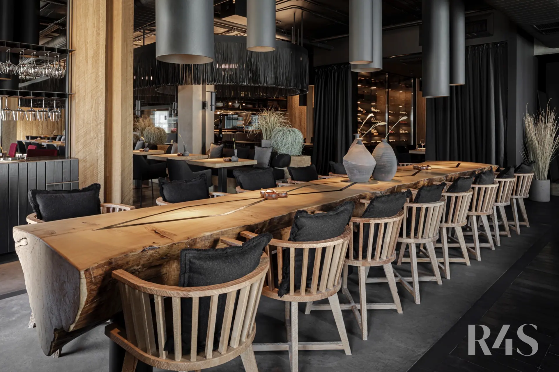 Продажа готового арендного бизнеса площадью 1076.1 м2 в Москве: Жуковка, 52 R4S | Realty4Sale