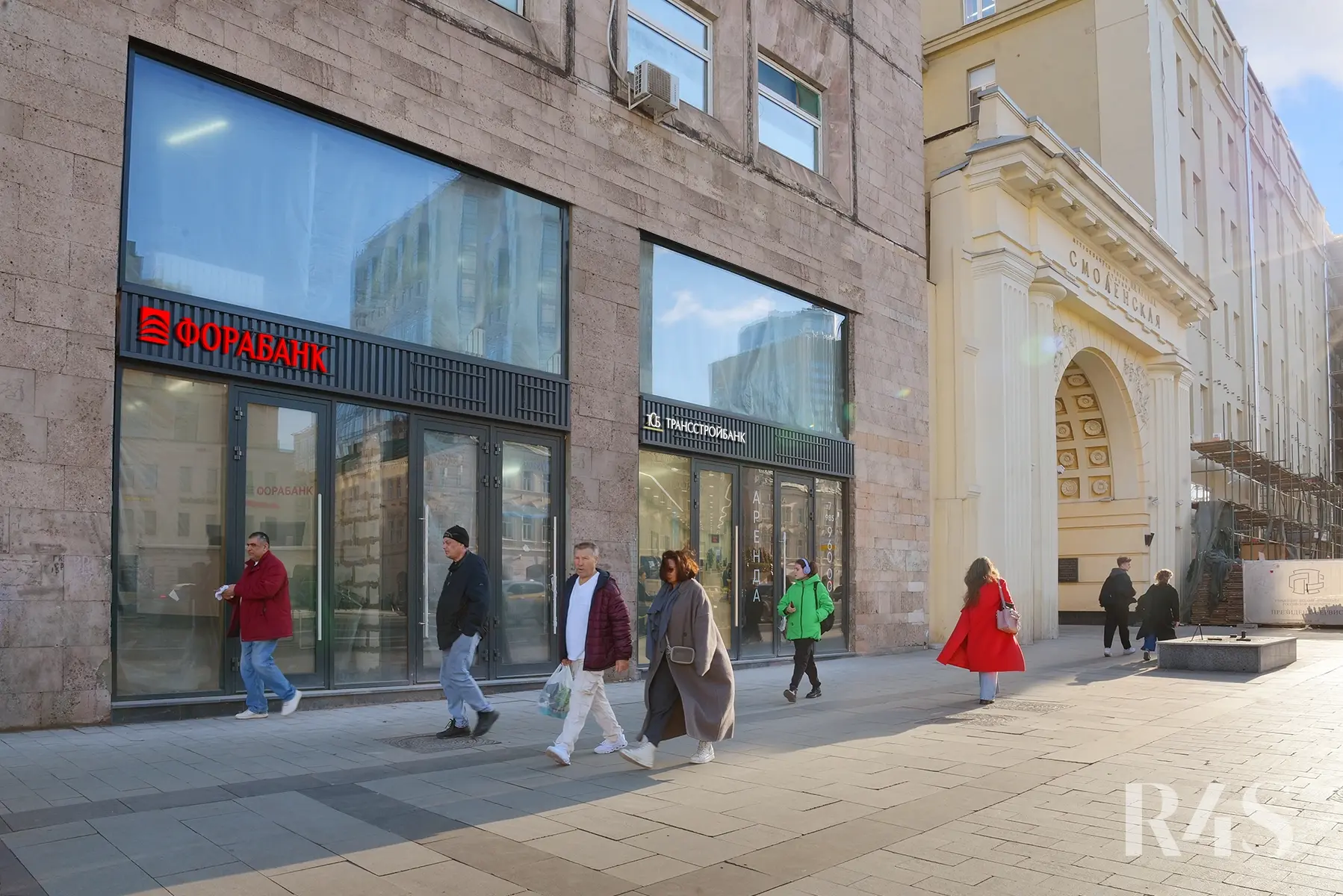 Аренда торговых помещений площадью 3.5 - 218.9 м2 в Москве:  Карманицкий переулок, 9 R4S | Realty4Sale