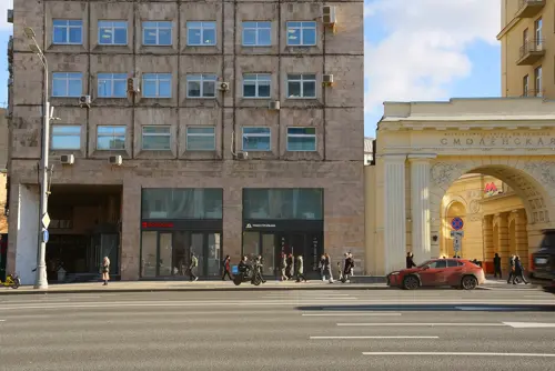 Аренда торговых помещений площадью 3.5 - 218.9 м2 в Москве:  Карманицкий переулок, 9 R4S | Realty4Sale