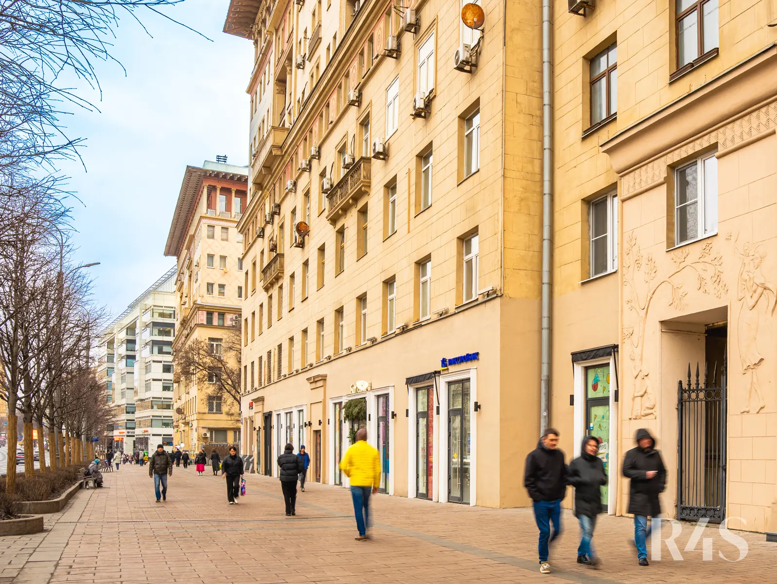 Продажа готового арендного бизнеса площадью 21.2 м2 в Москве: Земляной Вал, 25 R4S | Realty4Sale