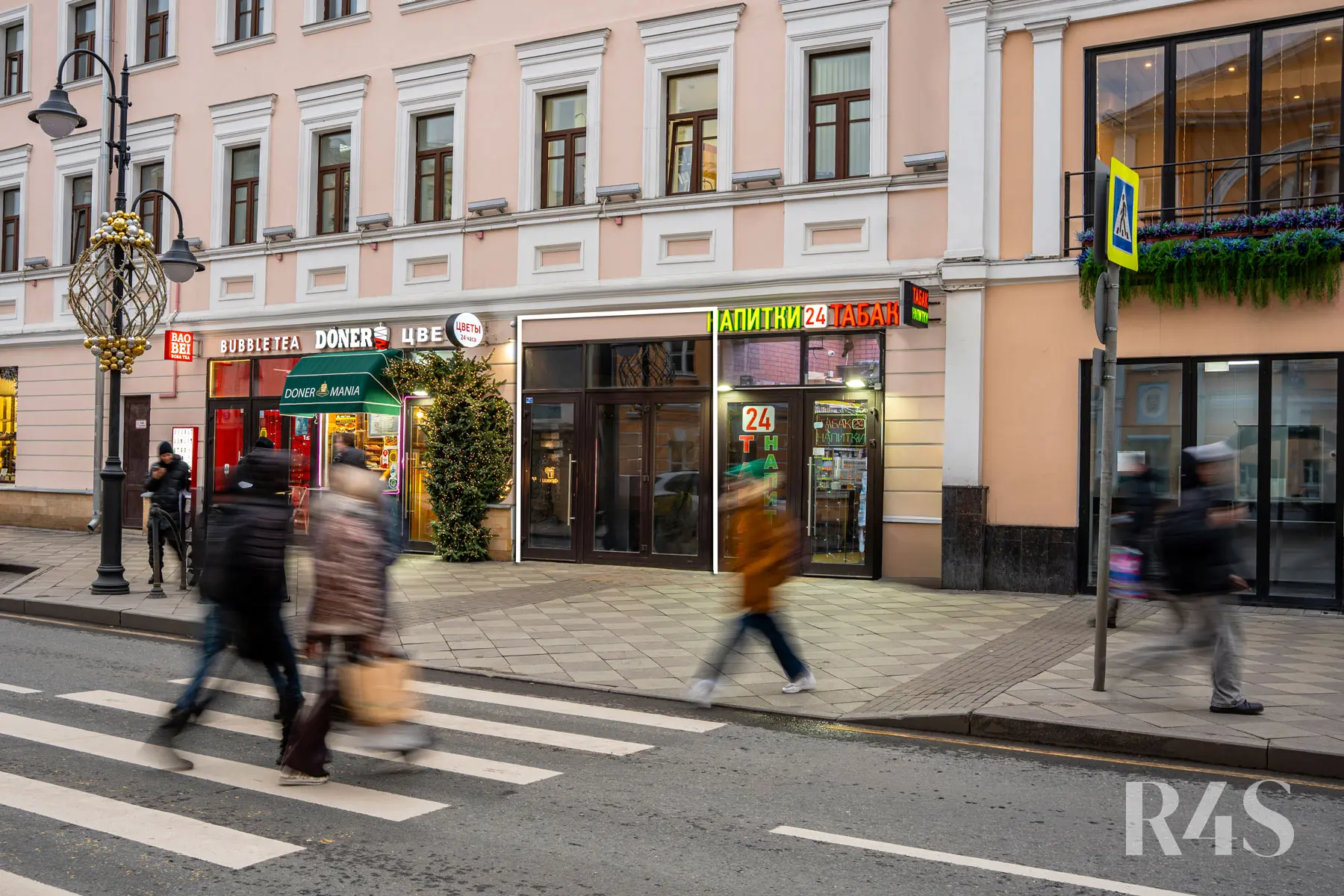 Аренда торгового помещения площадью 78.2 м2 в Москве: Пятницкая, 16с1 R4S | Realty4Sale