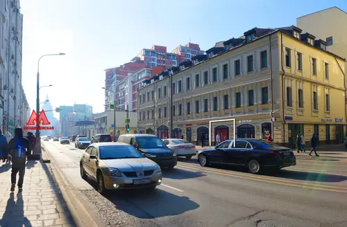Продажа торгового помещения площадью 265.4 м2 в Москве: Новослободская, 19с1 R4S | Realty4Sale