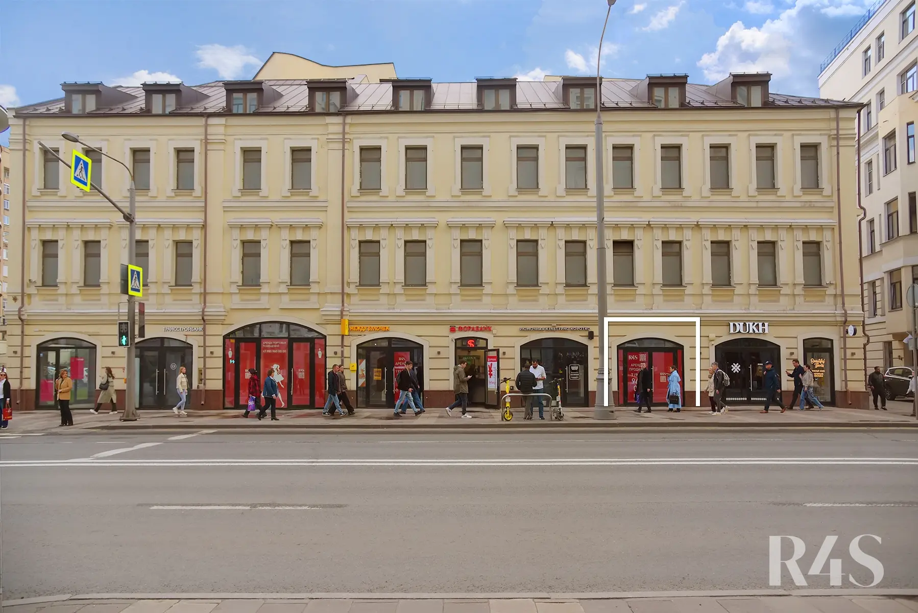 Продажа торгового помещения площадью 265.4 м2 в Москве: Новослободская, 19с1 R4S | Realty4Sale