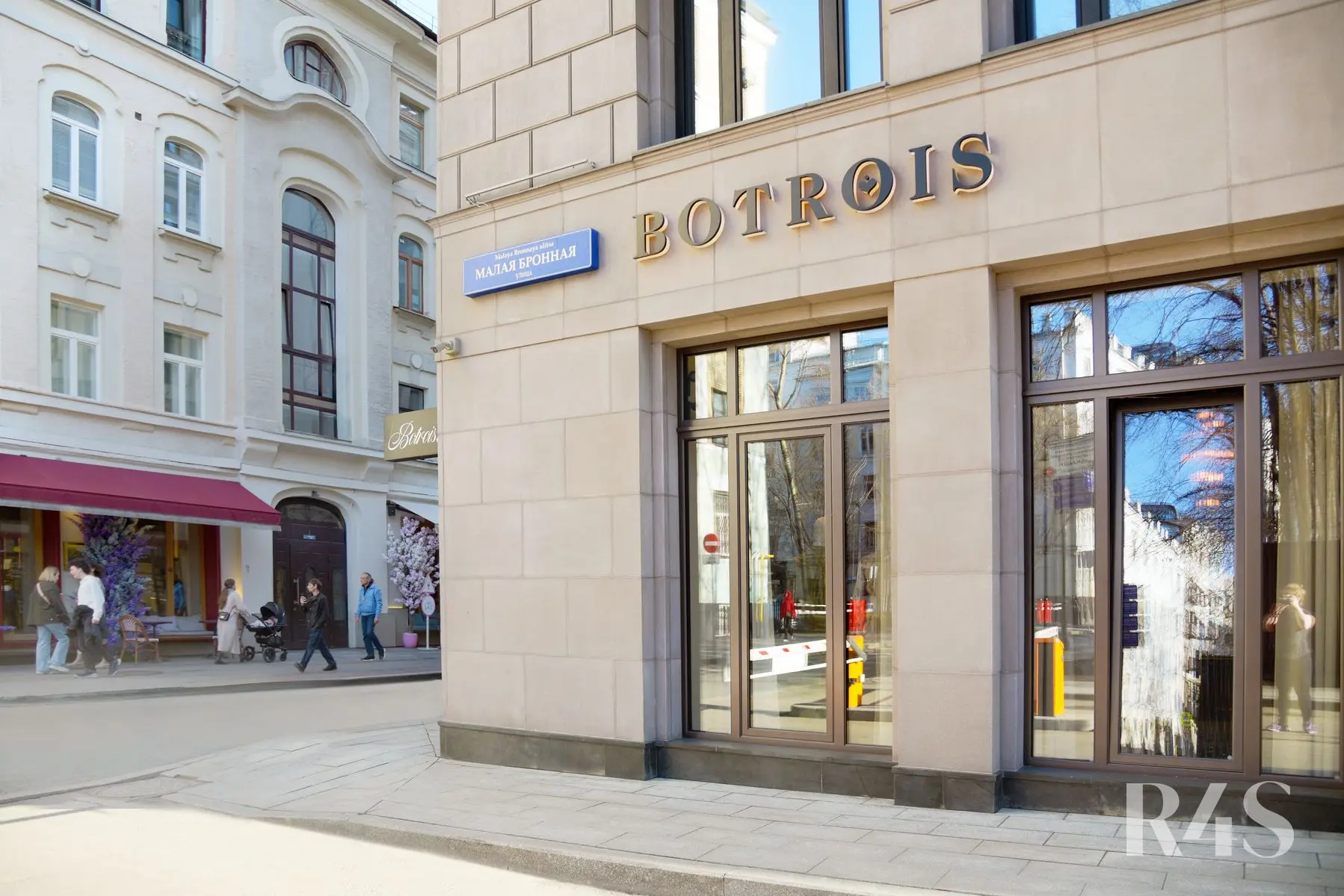 Продажа готового арендного бизнеса площадью 71.6 м2 в Москве: Малая Бронная, 15Б R4S | Realty4Sale