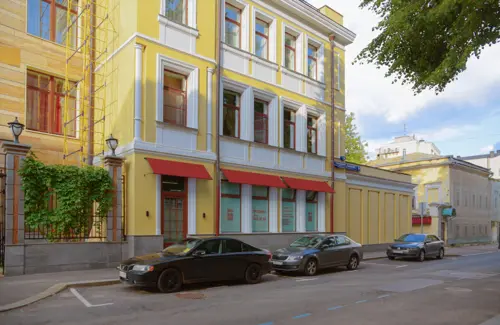 Продажа торгового помещения площадью 195.9 м2 в Москве: Еропкинский переулок, 16 R4S | Realty4Sale