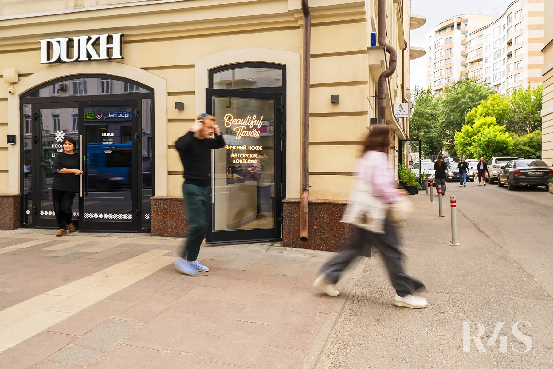 Продажа готового арендного бизнеса площадью 14.2 м2 в Москве: Новослободская, 19с1 R4S | Realty4Sale