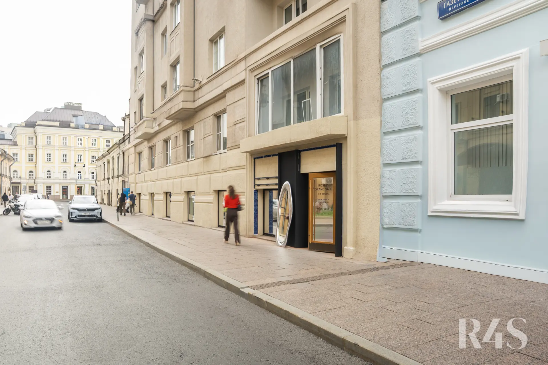 Продажа торгового помещения площадью 248.9 м2 в Москве: Большая Никитская 12/1 R4S | Realty4Sale
