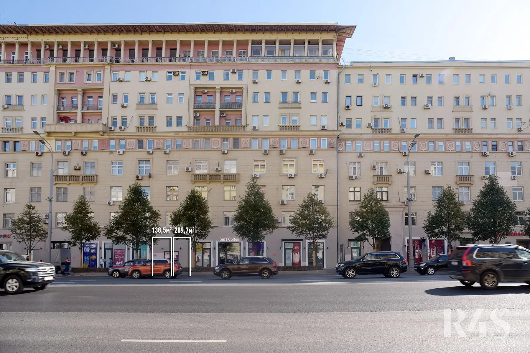 Аренда торговых помещений площадью 138.5 - 209.7 м2 в Москве:  Земляной Вал, 25 R4S | Realty4Sale