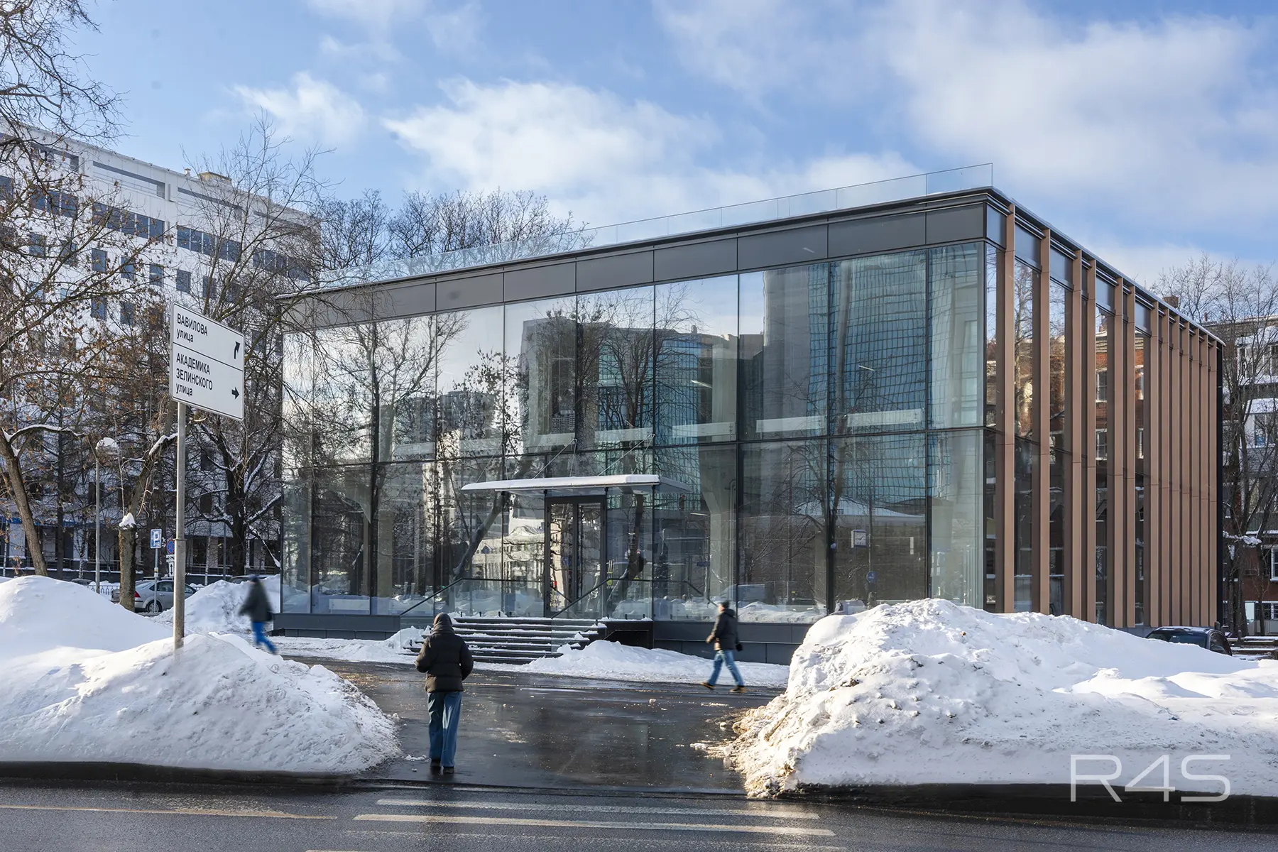 Аренда торгового помещения площадью 1181.8 м2 в Москве: проспект 60-летия Октября, 6 R4S | Realty4Sale