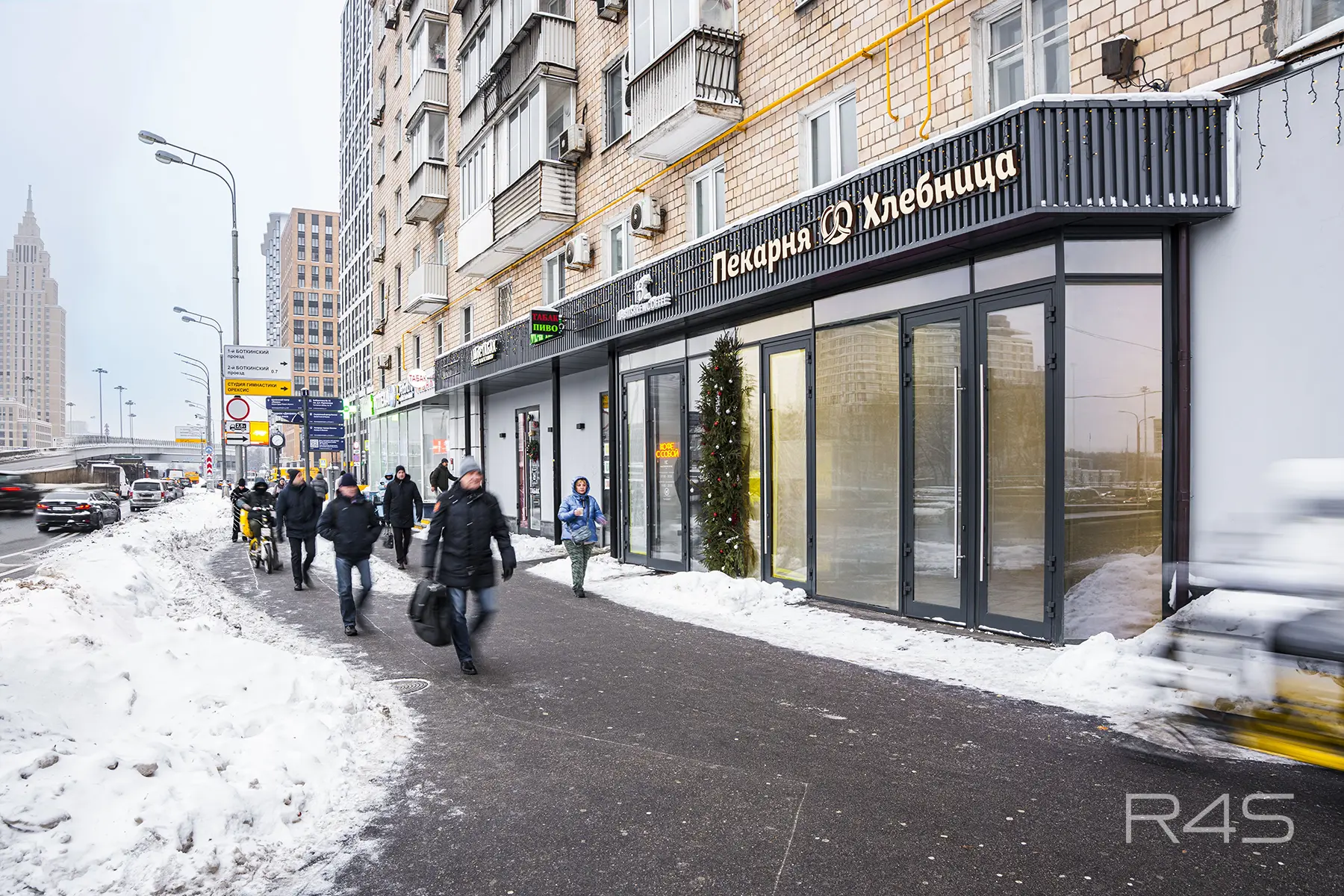Аренда торговых помещений площадью 14.4 - 53.7 м2 в Москве: Ленинградский проспект, 33к3 R4S | Realty4Sale