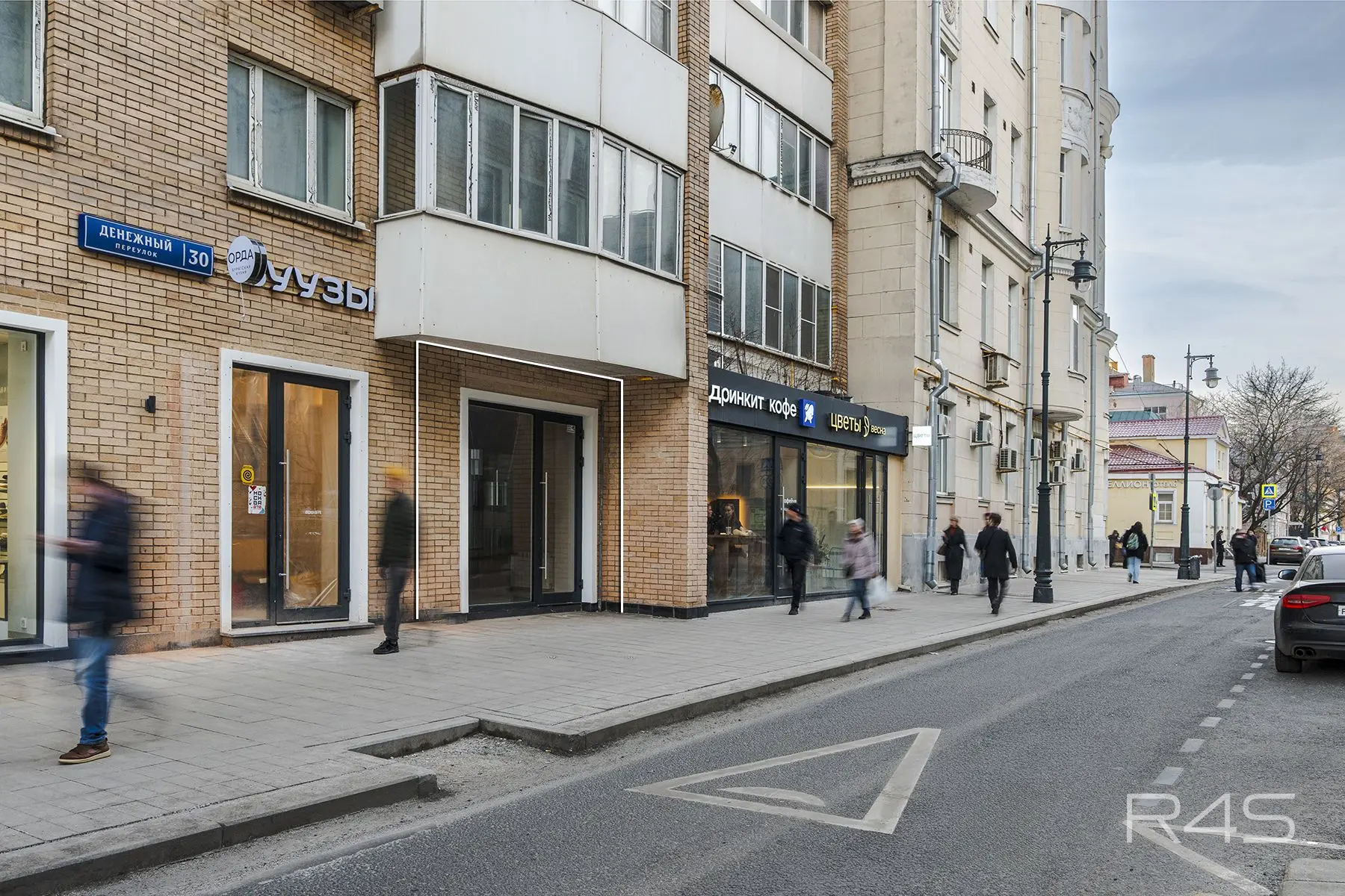 Аренда торгового помещения площадью 26.5 м2 в Москве: Денежный переулок, 30 R4S | Realty4Sale
