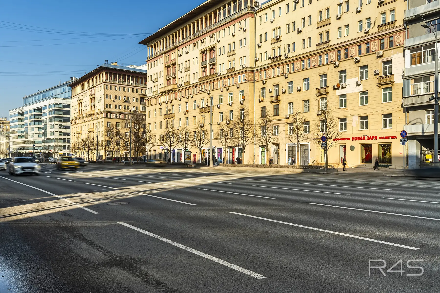 Продажа торговых помещений площадью 55.7 - 81.9 м2 в Москве: Земляной Вал, 25 R4S | Realty4Sale