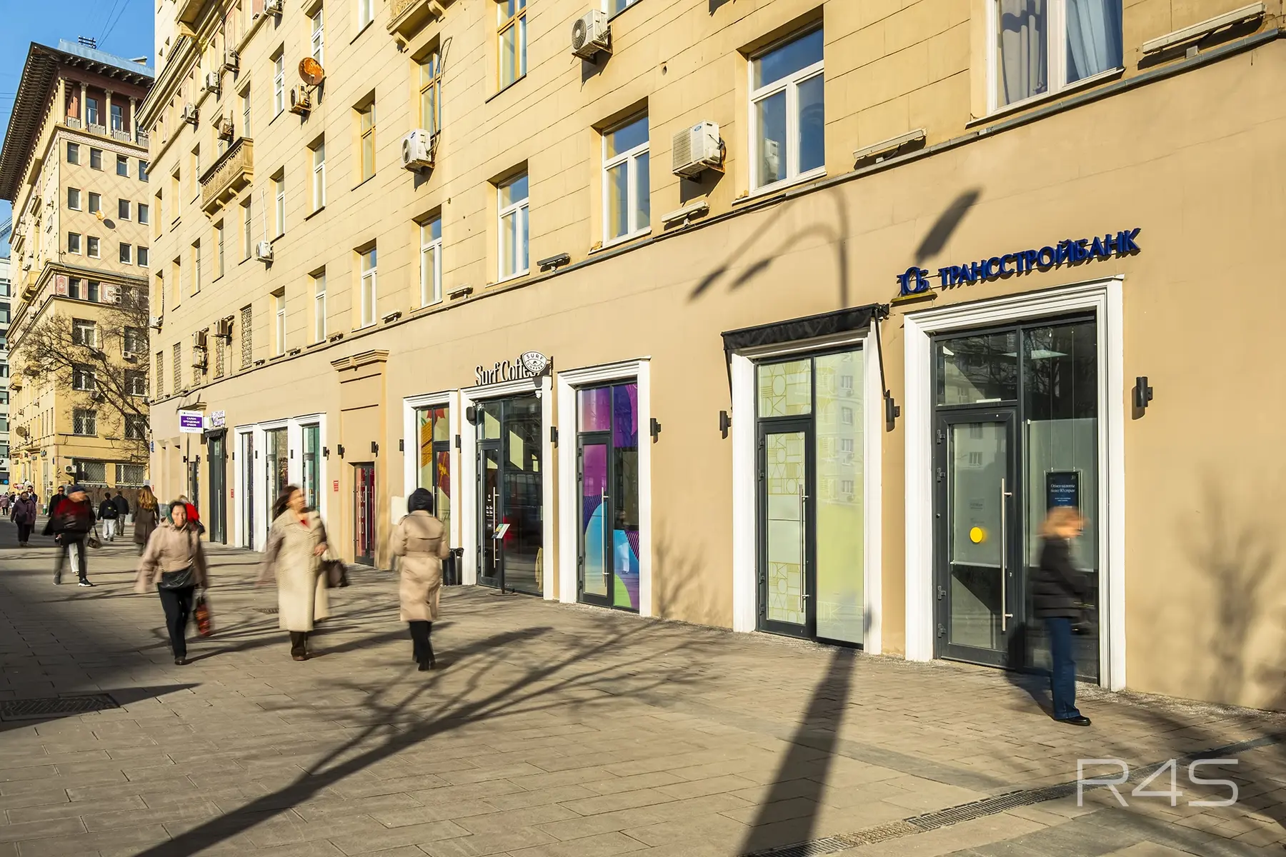 Продажа торговых помещений площадью 55.7 - 81.9 м2 в Москве: Земляной Вал, 25 R4S | Realty4Sale