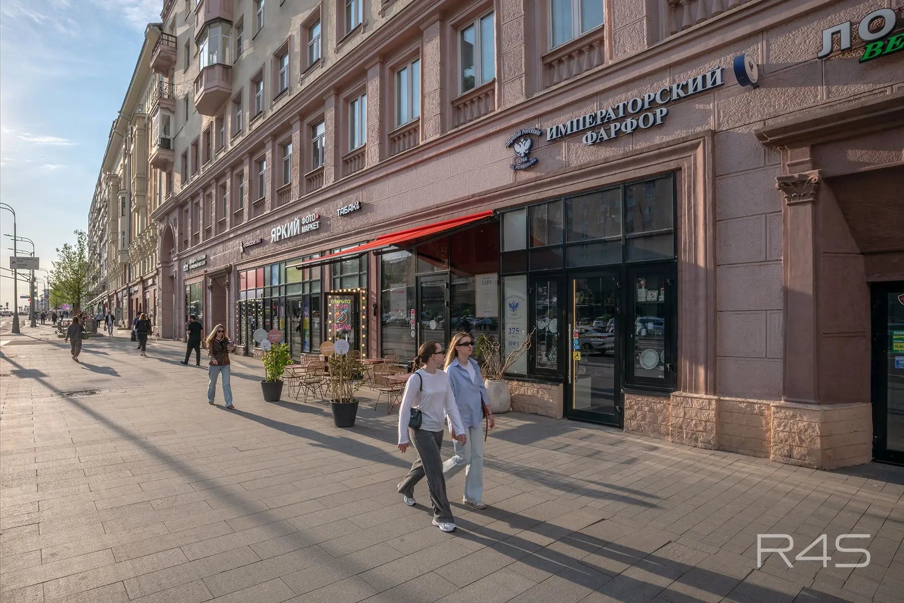 Аренда торгового помещения площадью 189.5 м2 в Москве: Красная Пресня, 32-34 R4S | Realty4Sale
