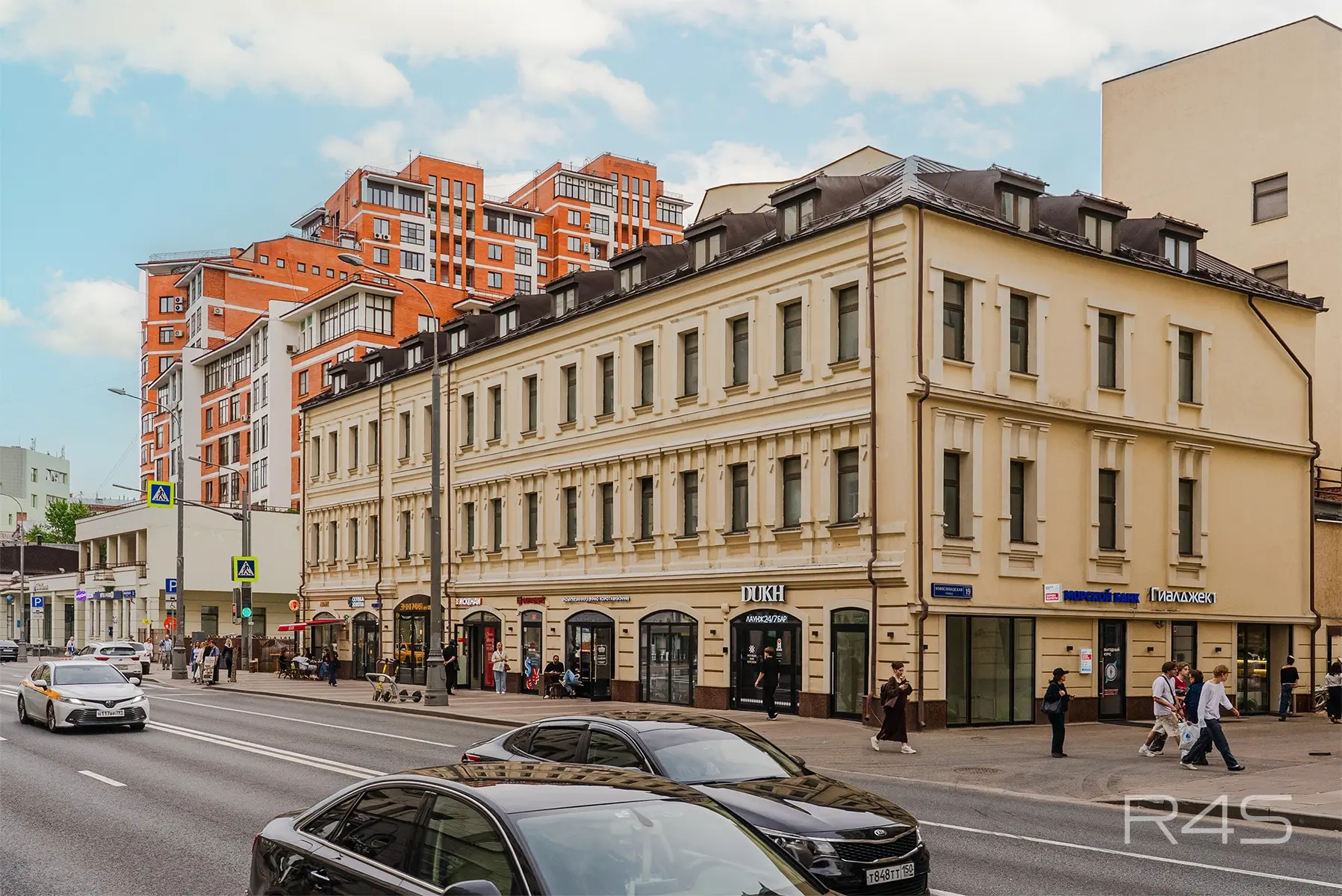 Продажа торгового помещения площадью 6072 м2 в Москве: Новослободская, 19с1 R4S | Realty4Sale