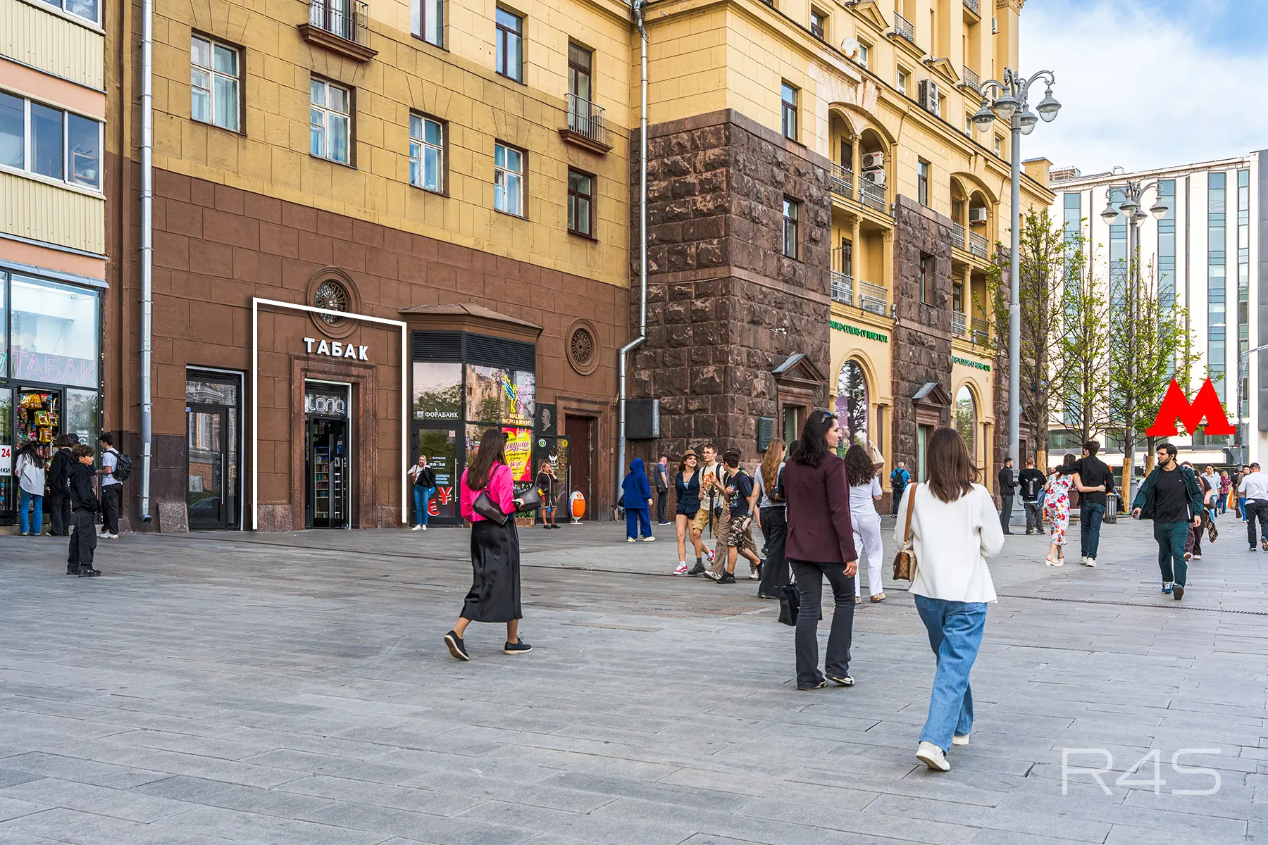 Продажа готового арендного бизнеса площадью 14.9 м2 в Москве: Тверская, 19 R4S | Realty4Sale