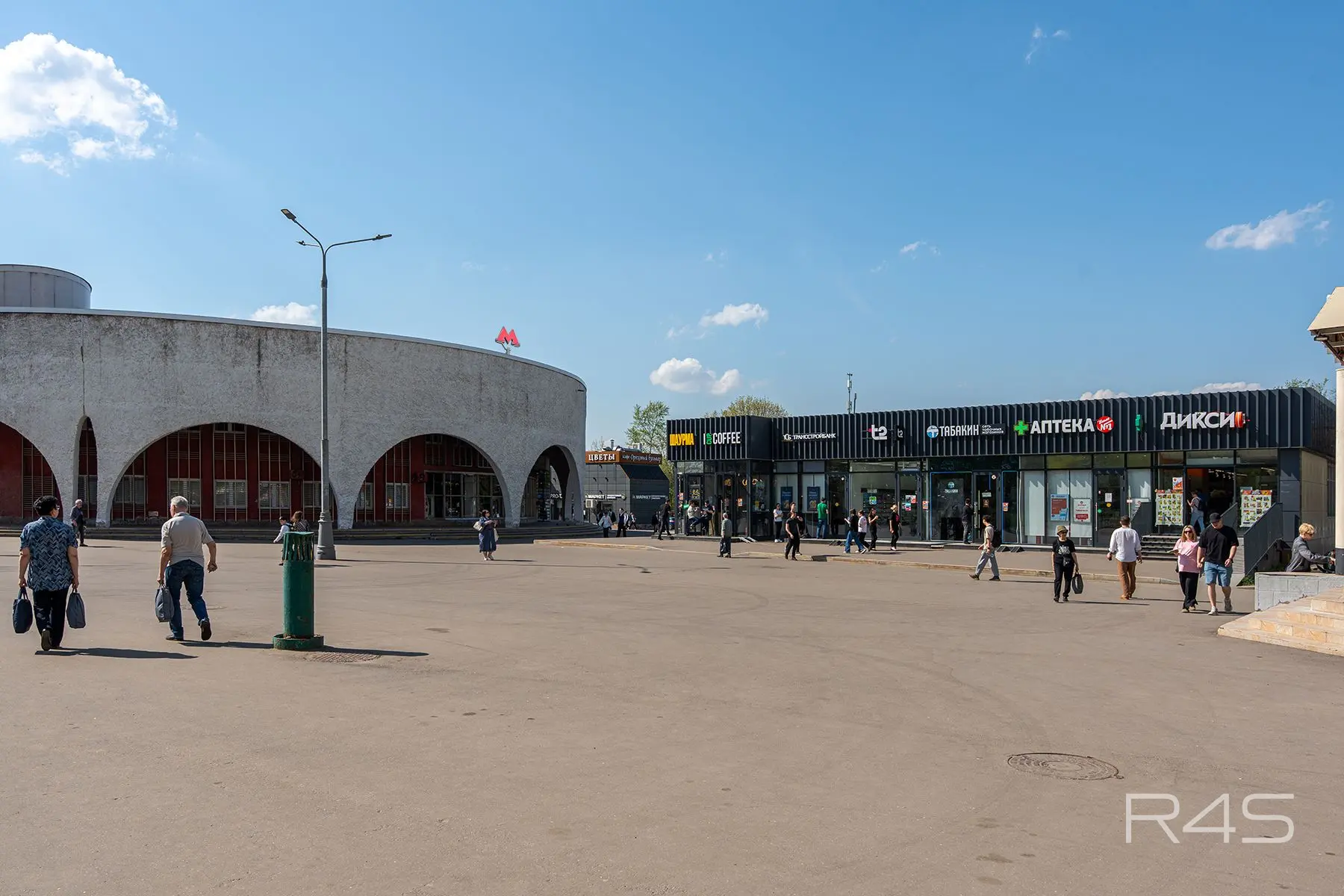 Аренда торговых помещений площадью 17.5 - 20.4 м2 в Москве: Шипиловский проезд, 39к3 R4S | Realty4Sale