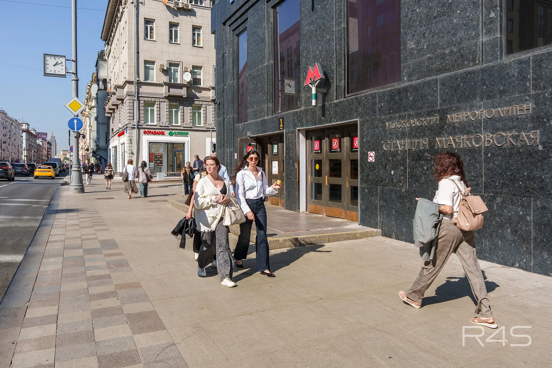 Продажа готового арендного бизнеса площадью 12.1 м2 в Москве: 1-я Тверская-Ямская улица, 4 R4S | Realty4Sale